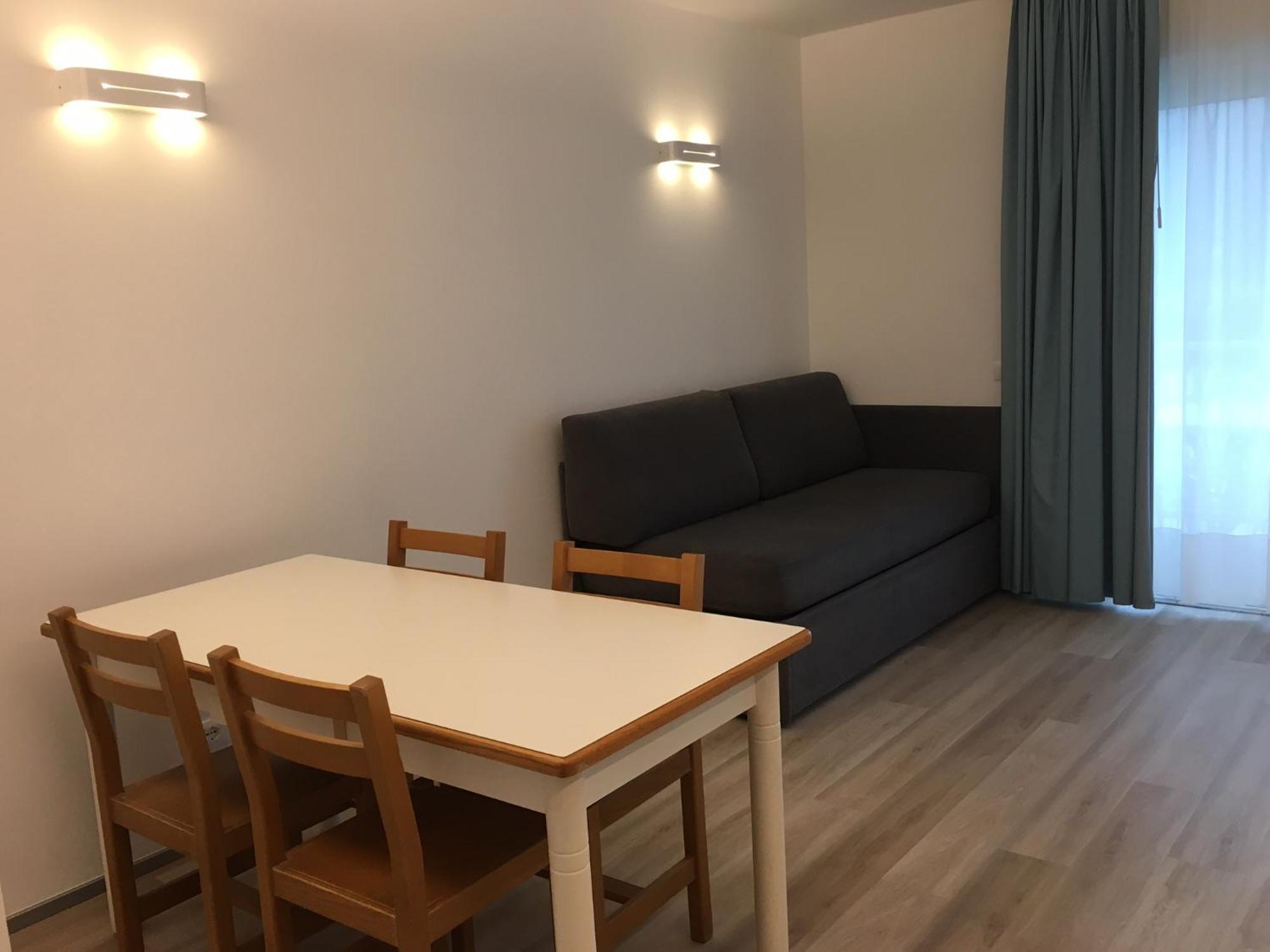 Residence Marina リーヴァ・デル・ガルダ 部屋 写真